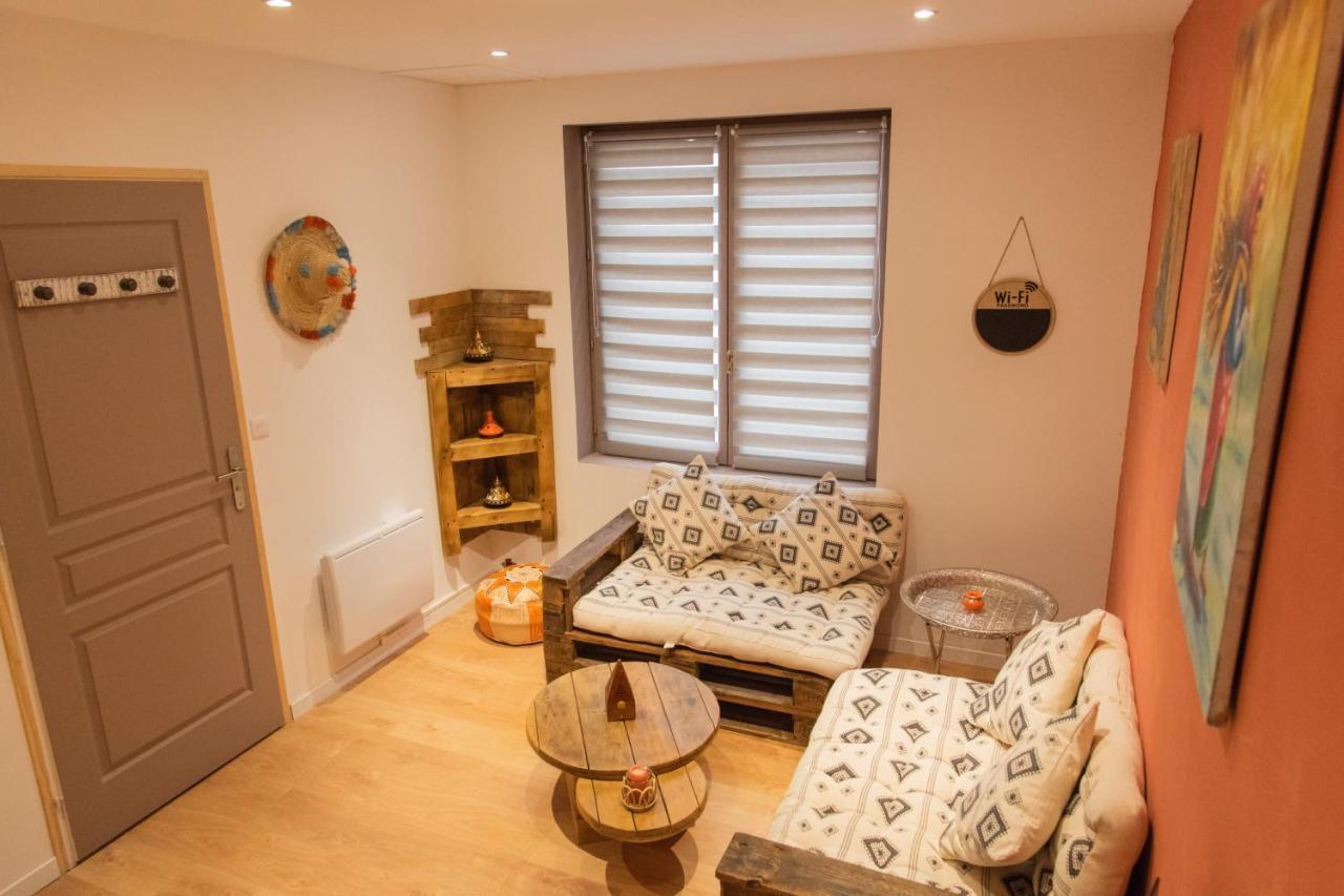 Aux 3 Nuances Suites Privatives & Spa Calais Bagian luar foto